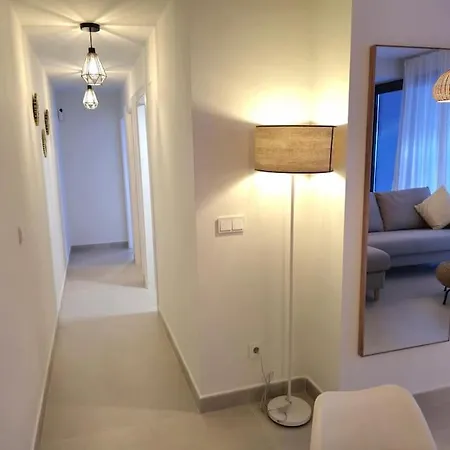 Samuel Luxury 2bedroom Apartment, Large Patio, Free Wifi And Private Parking By Namaste Elite Apartment Torremolinos