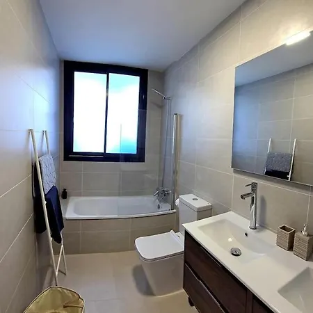Apartment Samuel Luxury 2bedroom Apartment, Large Patio, Free Wifi And Private Parking By Namaste Elite Torremolinos