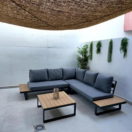Samuel Luxury 2bedroom Apartment, Large Patio, Free Wifi And Private Parking By Namaste Elite * Torremolinos